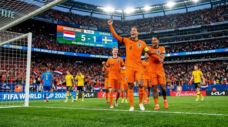 เนเธอร์แลนด์ถล่มสวีเดน 5-1 นักเตะชุดสีส้มฉลองประตูในบอลโลก 2026