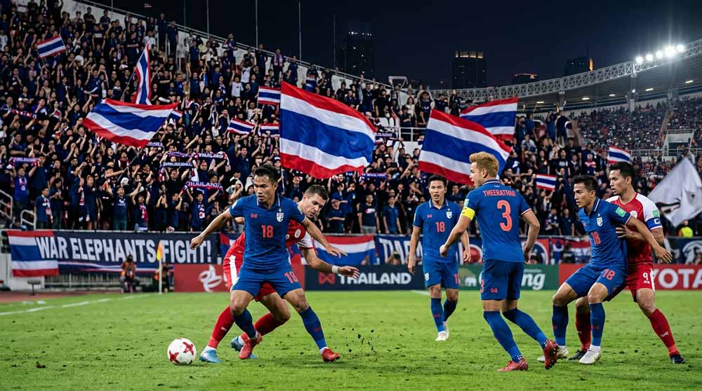 ทีมชาติไทยฟุตบอลโลก นักเตะช้างศึกชุดสีน้ำเงินในเกมรอบคัดเลือกฟุตบอลโลก