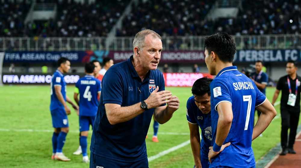 ไทย พบ เวียดนาม อาเซียน คัพ 2026 แอนโธนี ฮัดสัน สั่งงานข้างสนามที่บันดุง