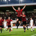 ผลบอล บอร์นมัธ 3-0 สตวร์ม กราซ นักเตะชุดลายแดงดำฉลองประตูในเกมยูโรปา ลีก